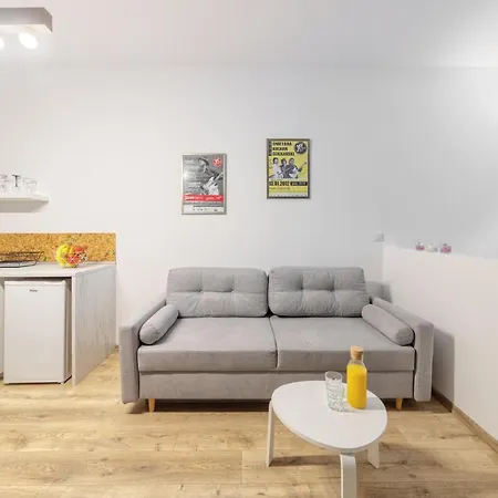 Open Lakes Apartment *